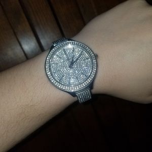 Mk watch pictures @susyharo07